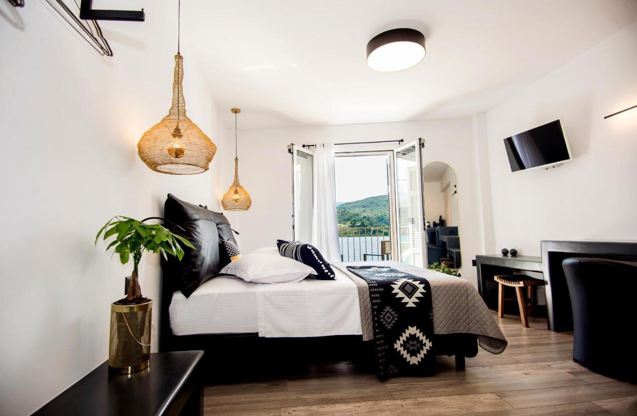 A & B Minimal Suite Ιι With Sea View In Argostoli Zewnętrze zdjęcie